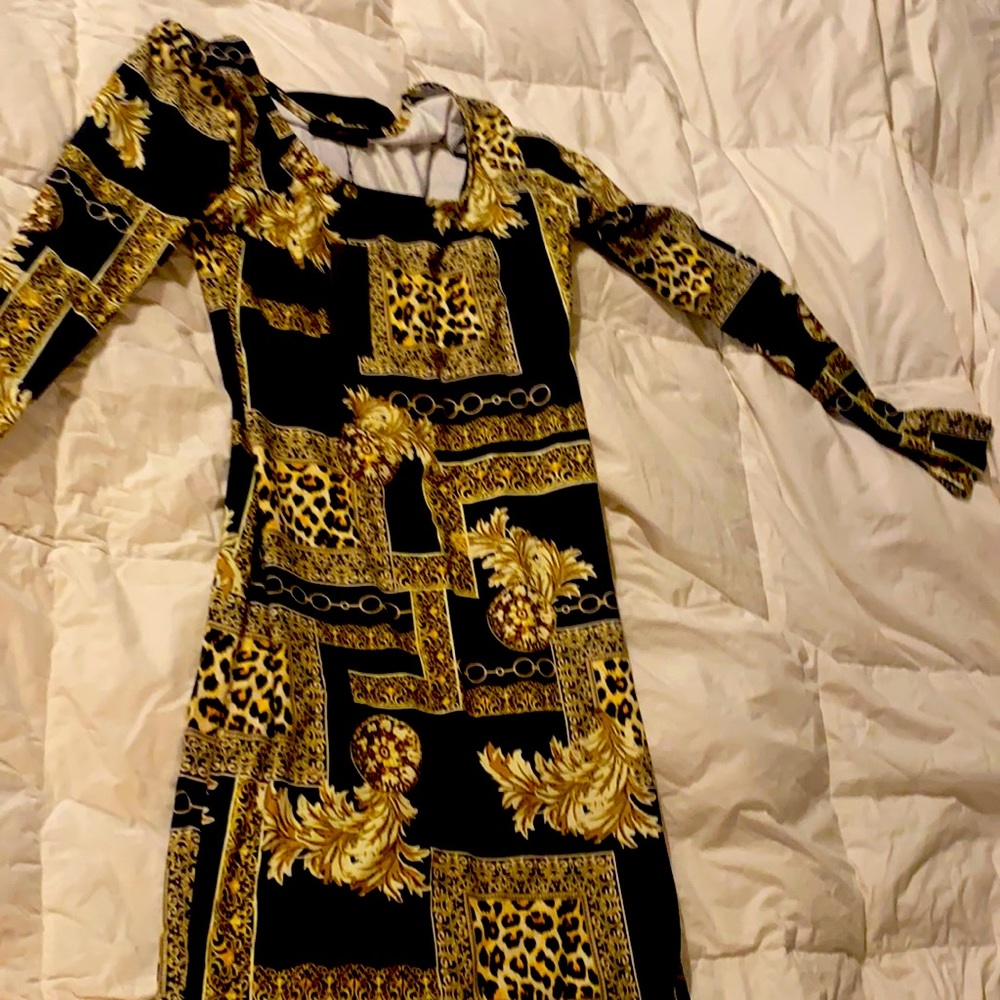 COPY - Bodycon gold and black midi longsleeve
